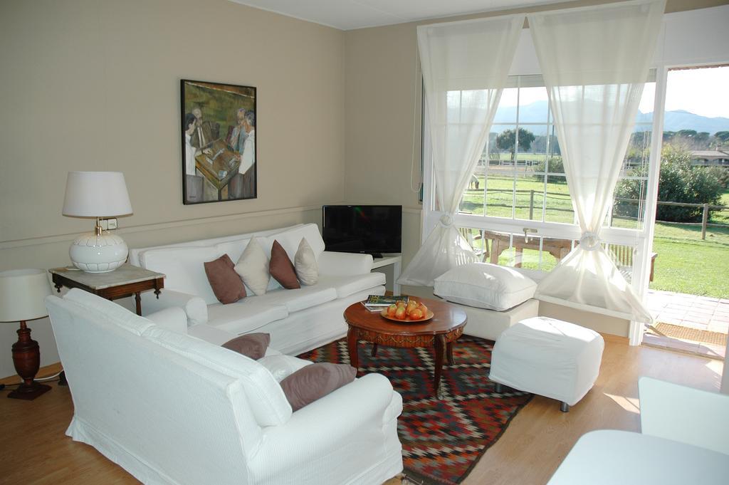 Residential Horse Club Costa Brava Albergue Santa Cristina d'Aro Exterior foto